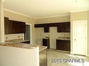 4th image of 1142 Charlie Branch Dr