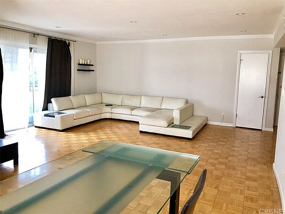 3rd image of 6251 Coldwater Canyon Ave Unit 308
