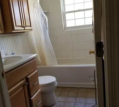 4th image of 3005 Eagle Ave