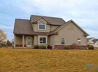 25071 Belmont Ct, Perrysburg, OH 43551