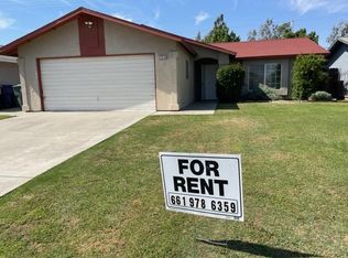 302 Miraflores Ave, Bakersfield, CA 93307