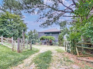 264 Sunset Dr, Abingdon, VA 24210