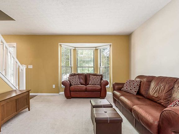4th image of 7194 Hilmar Dr