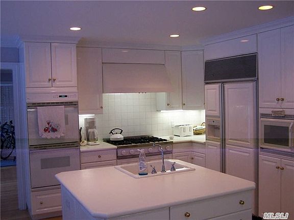 3rd image of 28 Walnut Ave