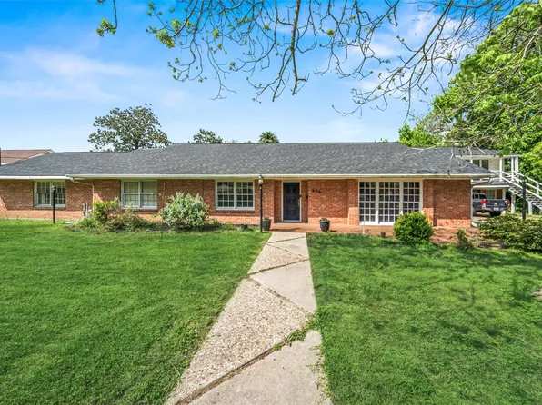 606 N Main St, Dayton, TX 77535
