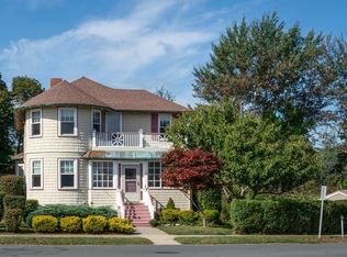 7 Kent Cir, Gloucester, MA 01930
