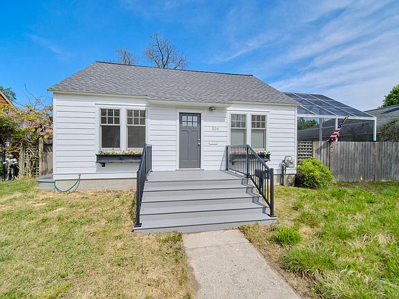 3rd image of 504 N Lewis St