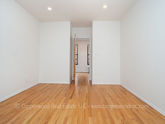 3rd image of 172 E 82nd St APT 4C