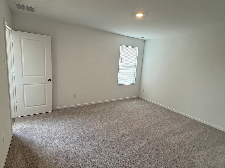 604 Rancho Del Cielo Loop — Photo 14