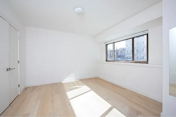 Rented by Compass | media 16