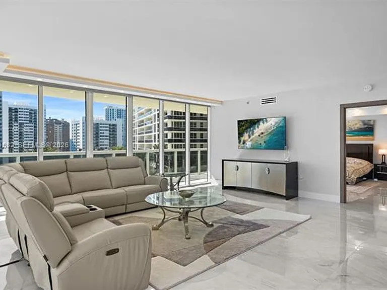 1830 S Ocean Dr #1002 — Photo 15