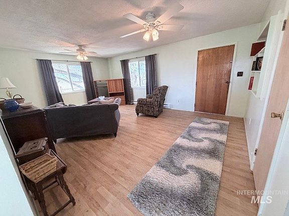 2nd image of 300 W 550th Ln S #A