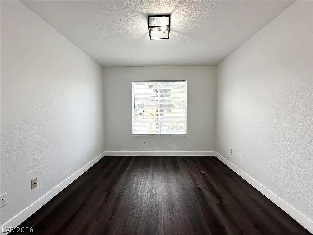 4 bed, 2.5 bath, 1596 sqft, $1,950 — Photo 4