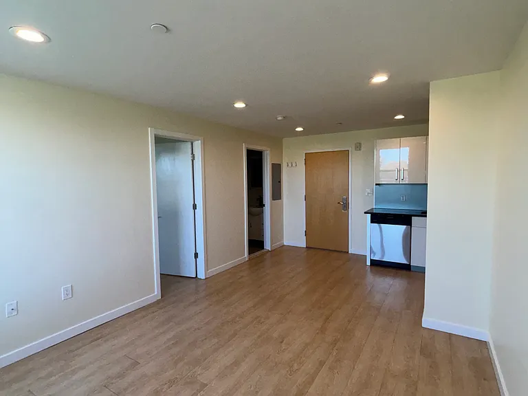 249 S 49th St #214 — Photo 11