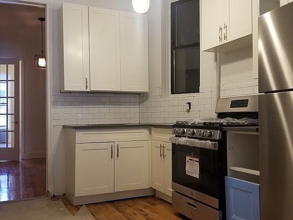2nd image of 380 S 3rd St #1S