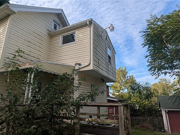 3rd image of 2637 Leland Ave
