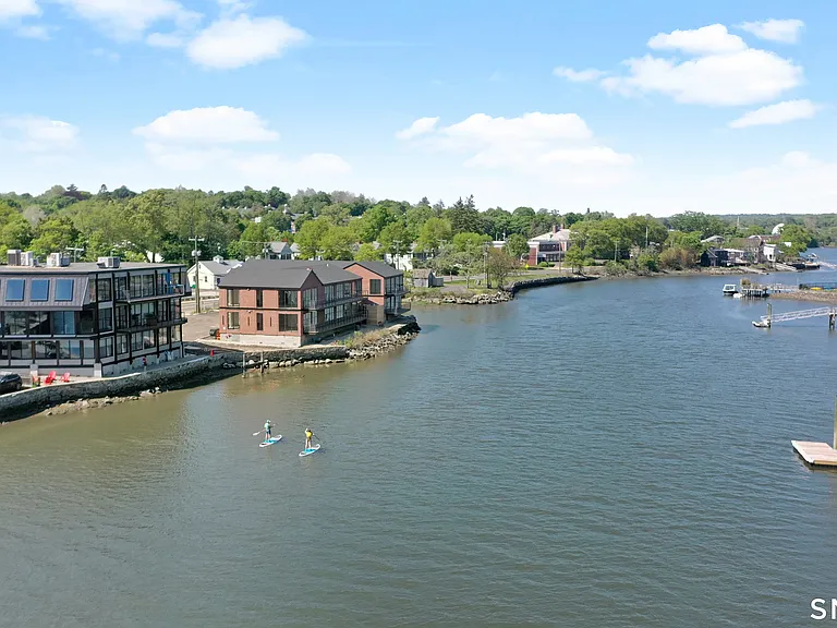 253 Riverside Ave #201 — Photo 15