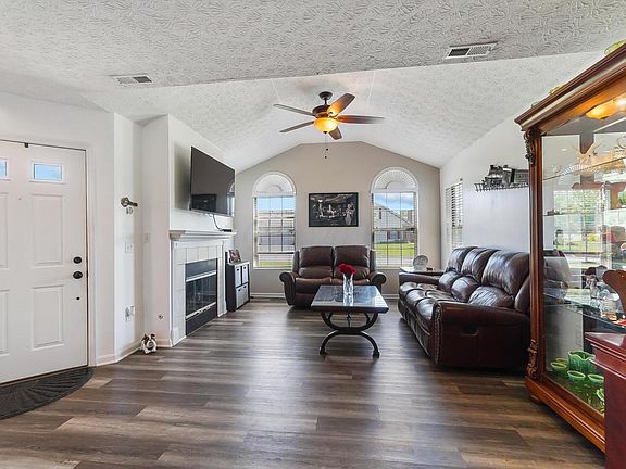4th image of 2463 Buckeye Grove Blvd #18-246