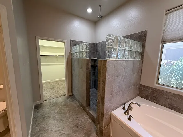 1142 E Bajor St — Photo 26