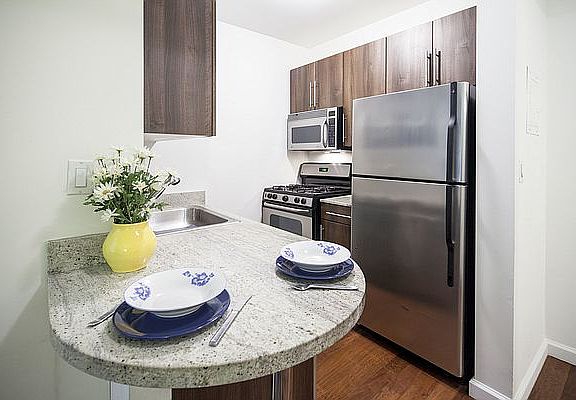 2nd image of 82 Beaver St APT 1206