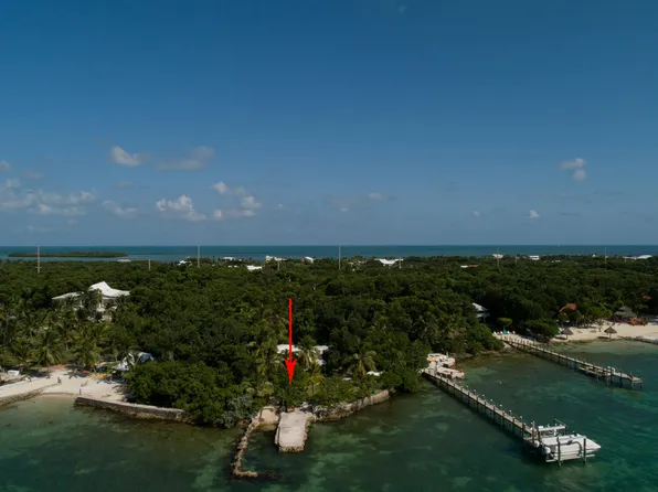 95480 & 90 Overseas Hwy, Key Largo, FL 33037