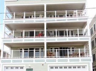 11 Atlantic Ave #5, Salisbury, MA 01952