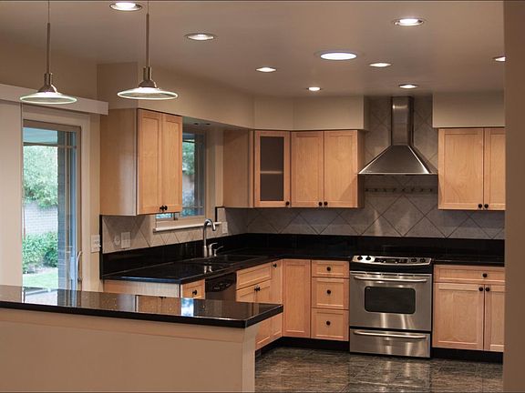 5th image of 6533 E Mar Vista Pl