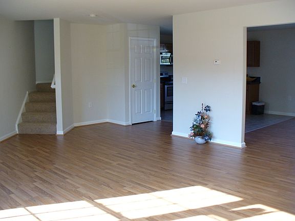 5th image of 19 Roca Ln Unit 4
