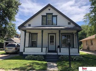 225 W 12th St, Fremont, NE 68025
