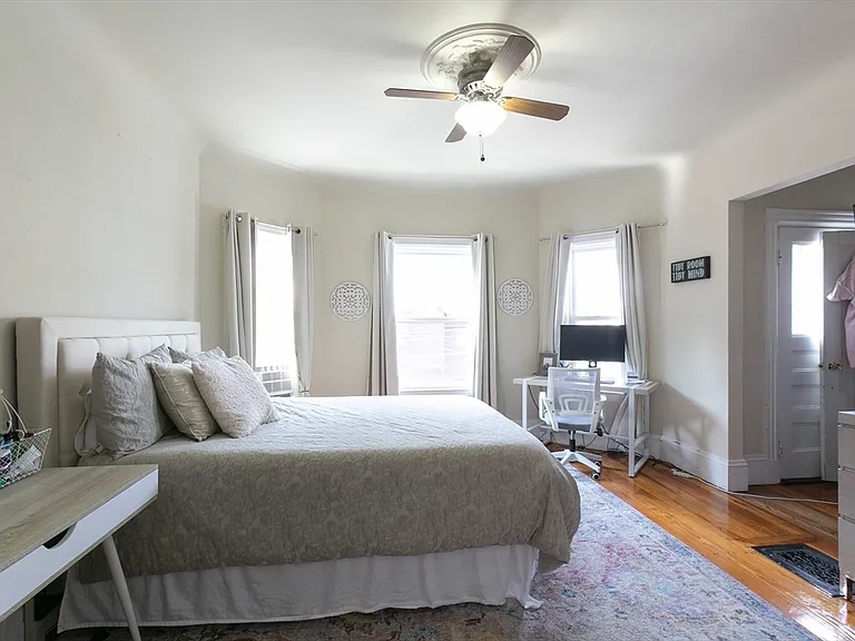 67 Avon St #2 — Photo 12