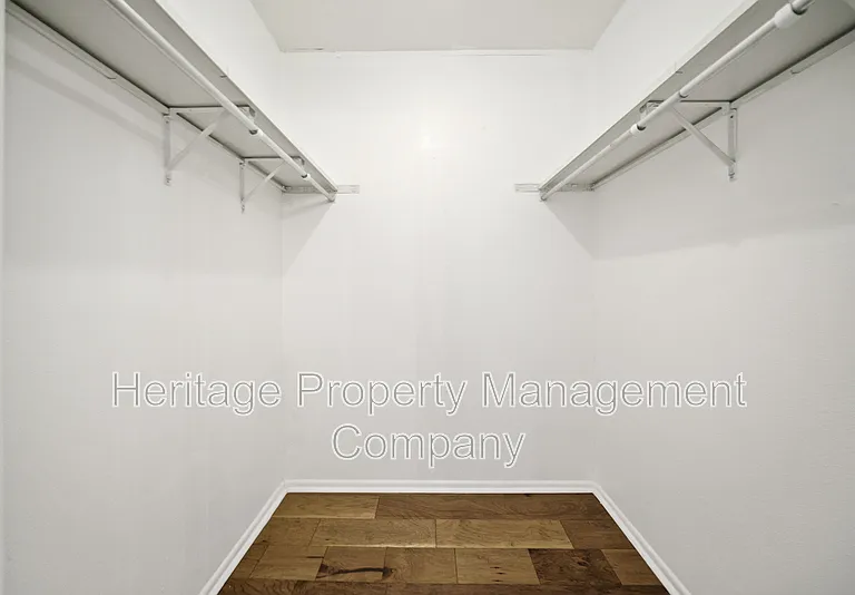 10958 Crown Park — Photo 15