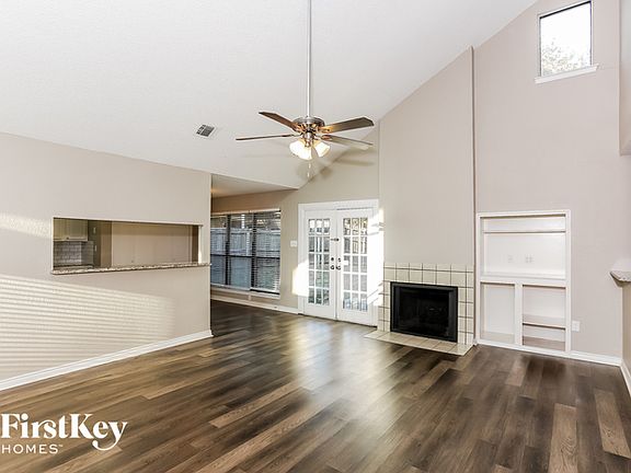 2nd image of 4611 Sierra Ln