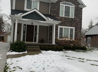 1693 Banbury Rd, Birmingham, MI 48009