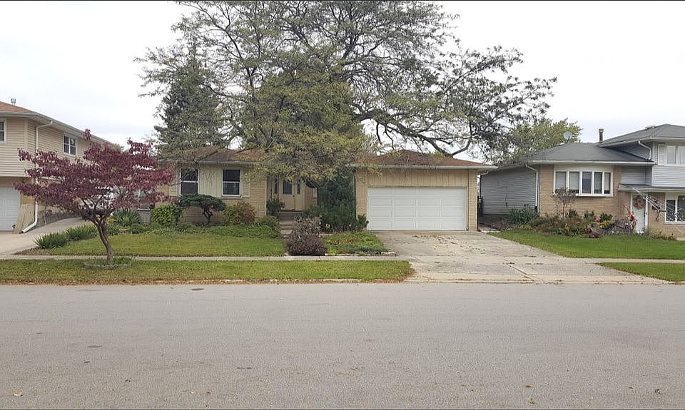 1st image of 7644 163rd St