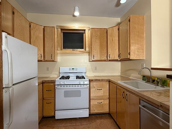 5th image of 154-156 Auburn St