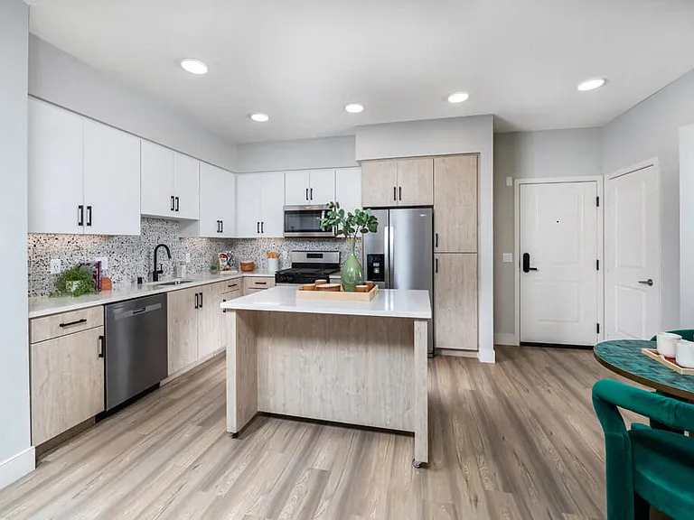 Bevel Apartments — Photo 5