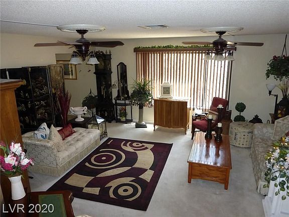 4th image of 124 Underhill Ct