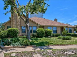 2810 Newkirk Ct, Euless, TX 76039