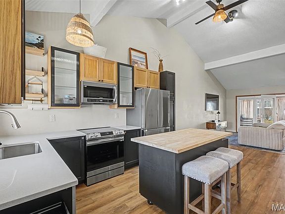 4th image of 75 Schooner Ln #5