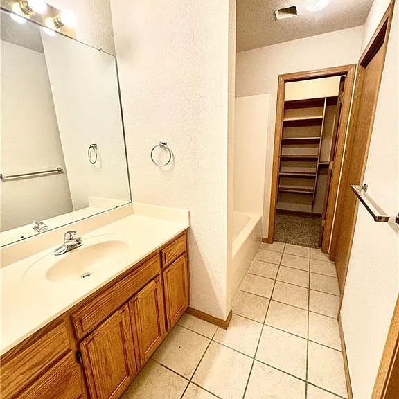 2203 E Cinnamon Way — Photo 10