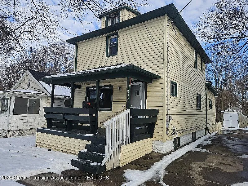 1805 Lyons Ave photo 1