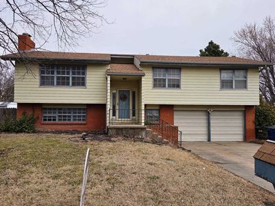 916 W 10th St, Newton, KS, 67114