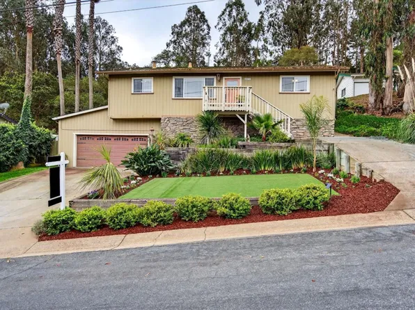 6870 Lakeview Dr, Salinas, CA 93907