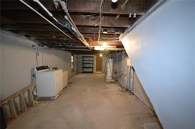 4035 Dhemecourt St — Photo 24