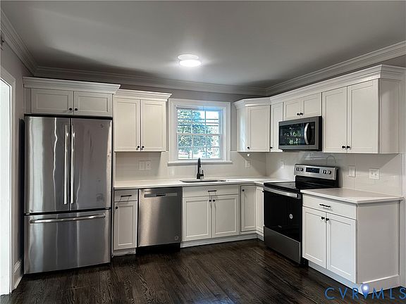 3rd image of 1874 Sherwood Rd