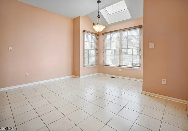 220 Patriot Hill Dr — Photo 8