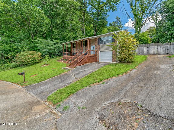 2nd image of 4612 Skyview Dr