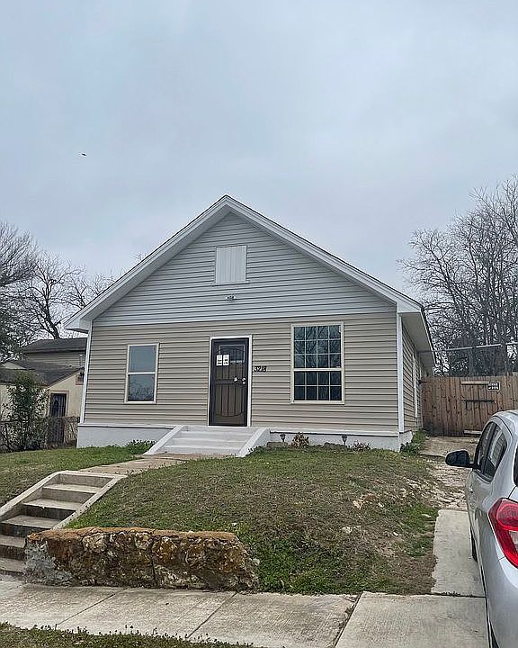 2nd image of 3218 Bideker Ave