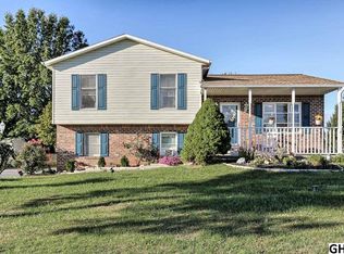 444 Clover Rd, Etters, PA 17319