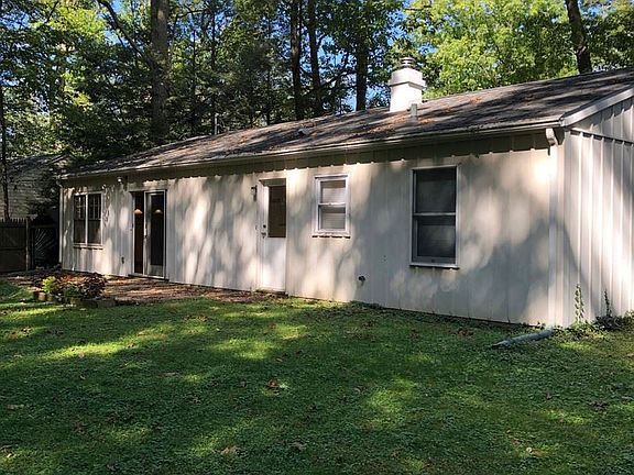 3rd image of 530 Westgate Dr